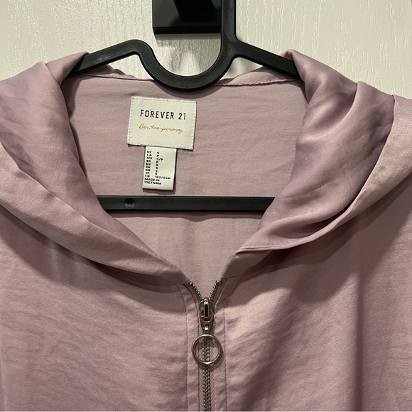 Forever 21 purple silk sweater - Picture 3 of 4